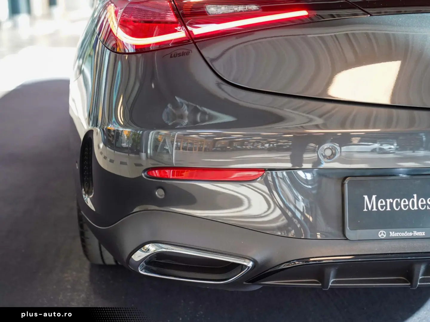 MERCEDES-BENZ CLE 220 d Cabrio AMG Line Night macchi&hellip;