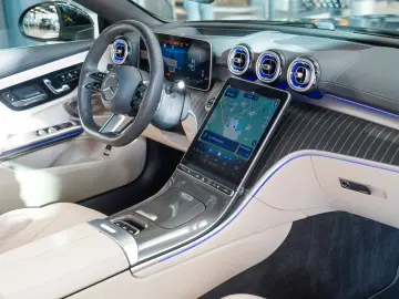 MERCEDES-BENZ CLE 220 d Cabrio AMG Line Night macchi&hellip;