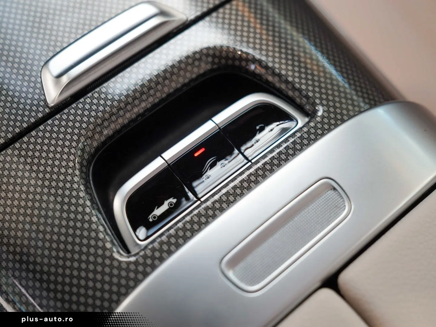 MERCEDES-BENZ CLE 220 d Cabrio AMG Line Night macchi&hellip;