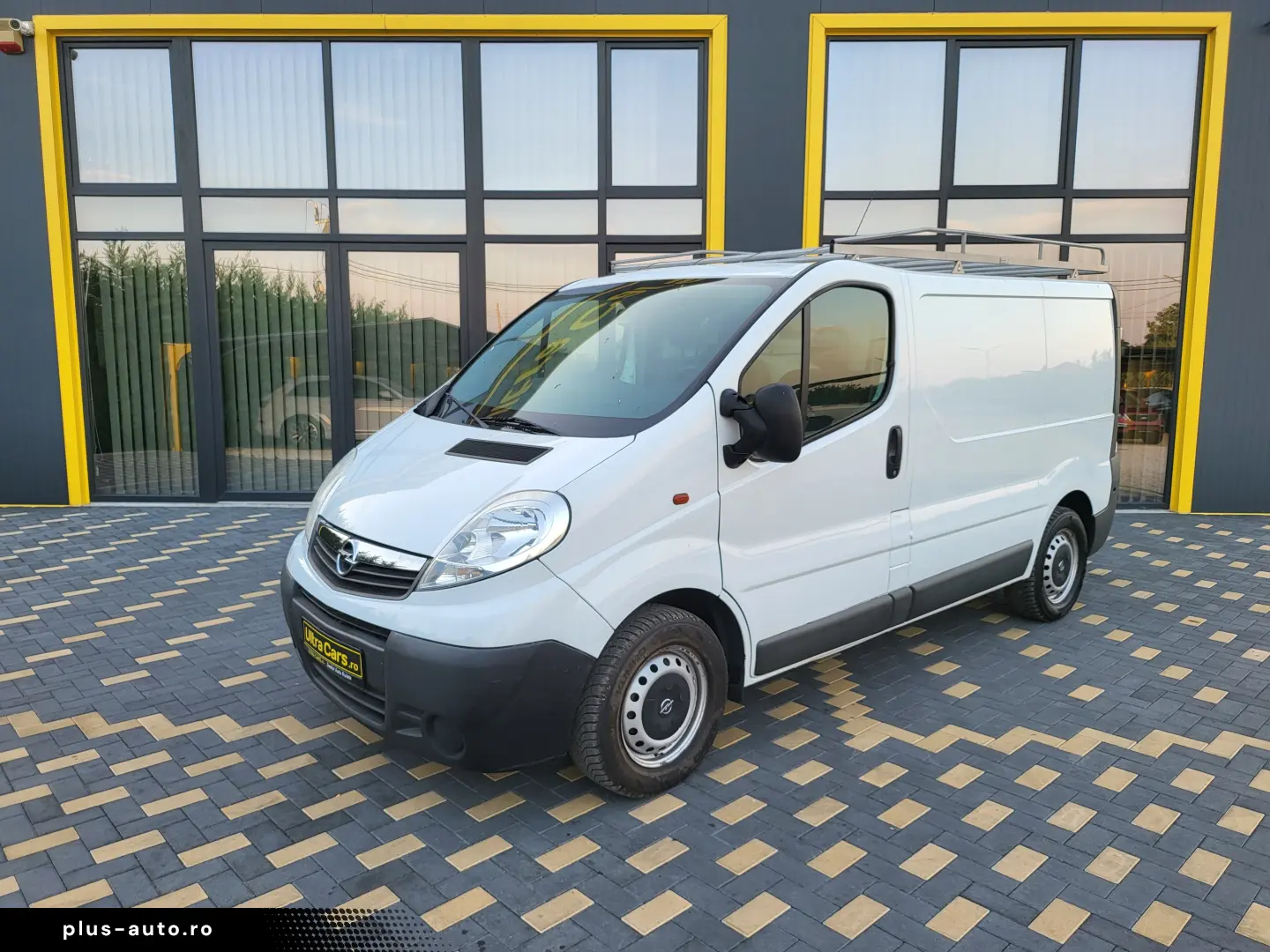 Opel Vivaro 2.0dCi    Euro 5