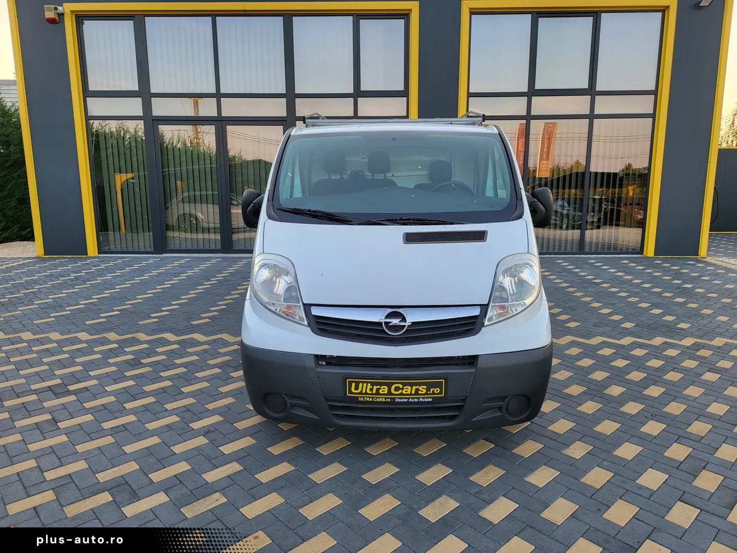 Opel Vivaro 2.0dCi    Euro 5