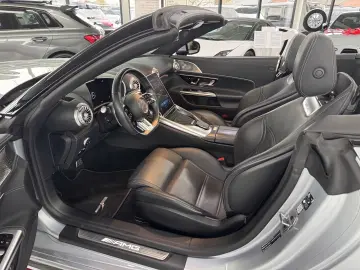 MERCEDES-BENZ SL 43 AMG  Burmester Distr HUD