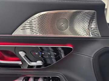 MERCEDES-BENZ SL 43 AMG  Burmester Distr HUD