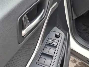 Toyota C-HR HSD 122 CP 4x2 CVT C-enter