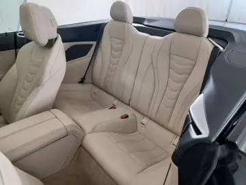 BMW BMW Serie 8 G14 2018 Cabrio Diesel 840d Cabrio m