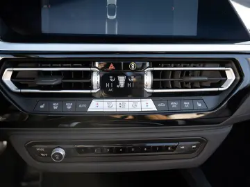 BMW Z4 Roadster sDrive 20i M-Sport LED NAVI LEDER