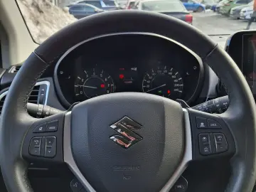 Suzuki S-Cross 1.5 HEV Spirit