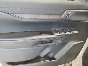 FORD Raptor e-4WD Doppelkabine