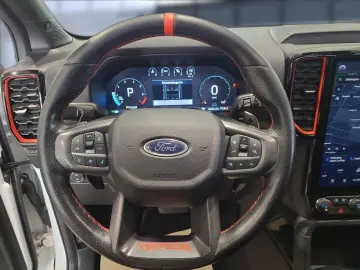 FORD Raptor e-4WD Doppelkabine