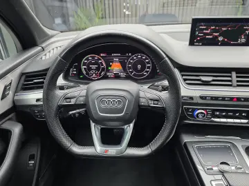 Audi Q7 3.0TDI   E-tron Plug In Hybrid   S-Line