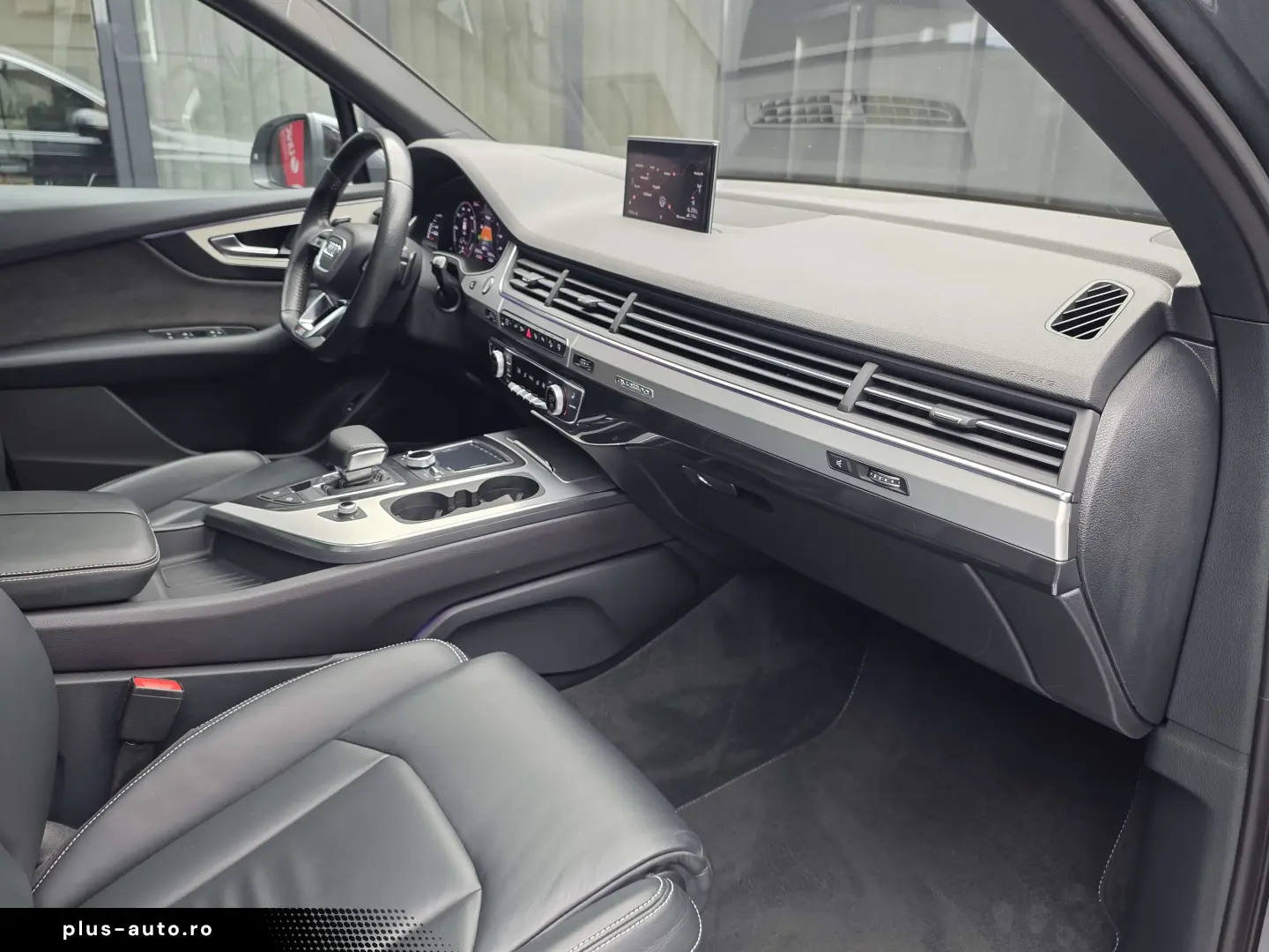 Audi Q7 3.0TDI   E-tron Plug In Hybrid   S-Line