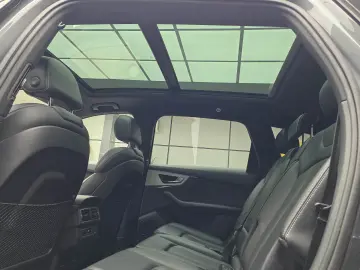 Audi Q7 3.0TDI   E-tron Plug In Hybrid   S-Line