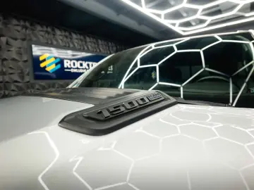 DODGE RAM 5.7 V8 HEMI 4x4