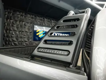 DODGE RAM 5.7 V8 HEMI 4x4