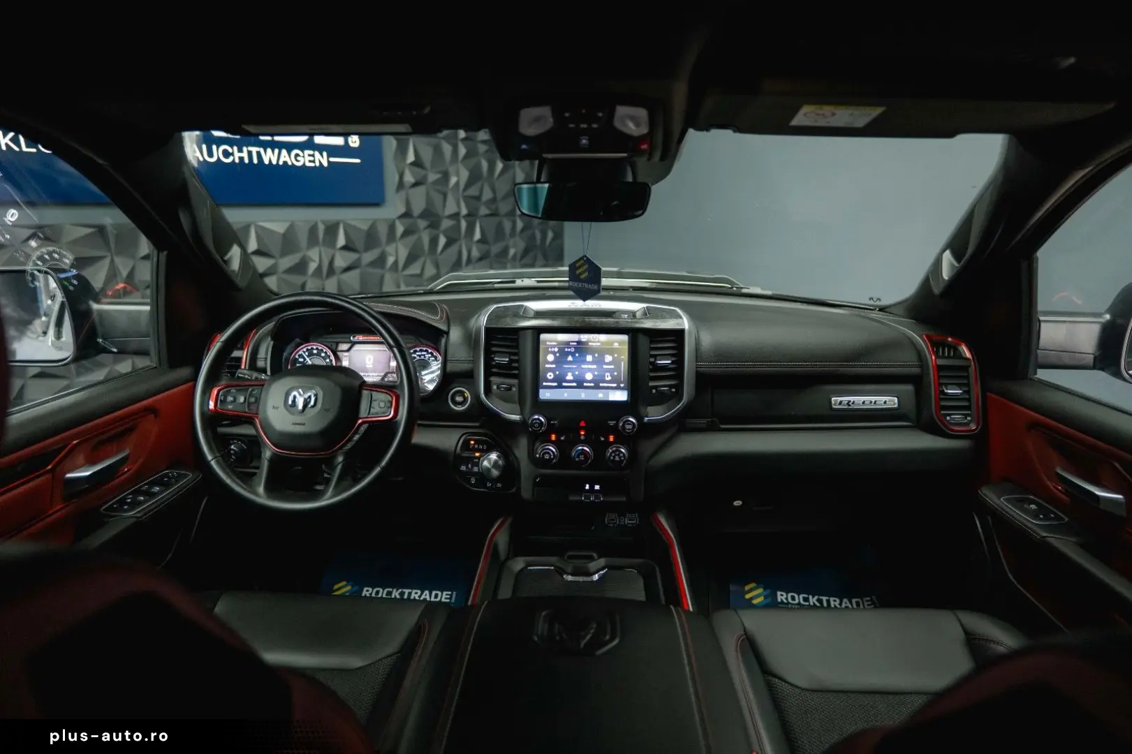 DODGE RAM 5.7 V8 HEMI 4x4