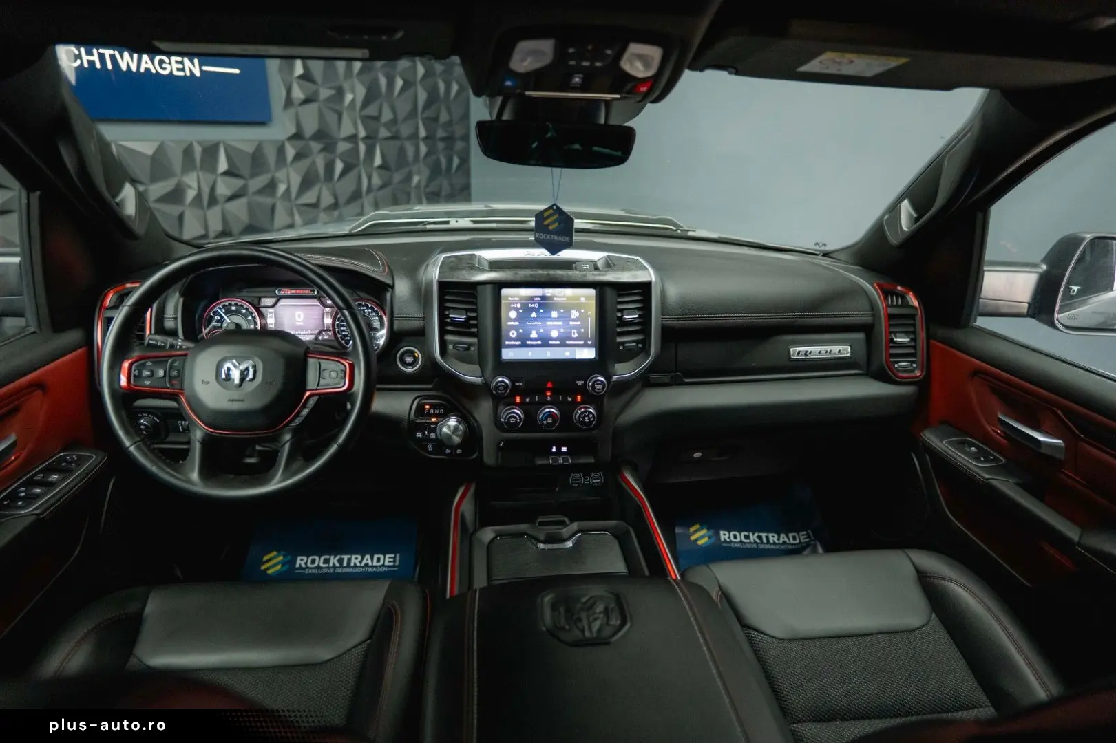 DODGE RAM 5.7 V8 HEMI 4x4