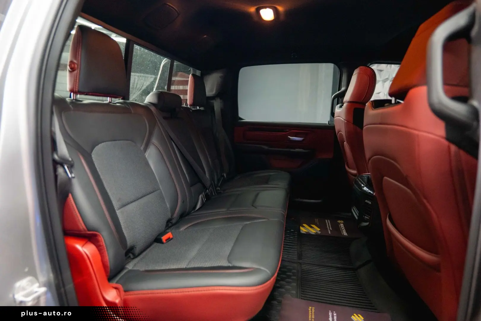 DODGE RAM 5.7 V8 HEMI 4x4