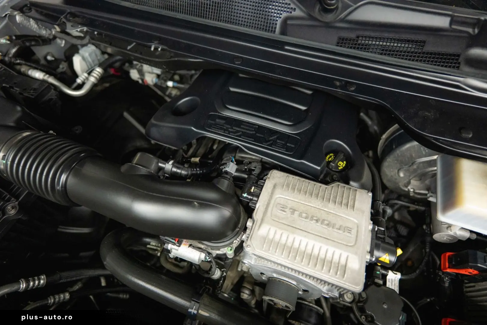 DODGE RAM 5.7 V8 HEMI 4x4