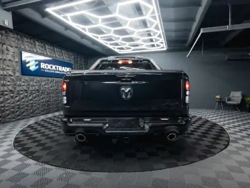 DODGE RAM 5.7 V8 HEMI 4x4 OFFROAD Night Limited 19%