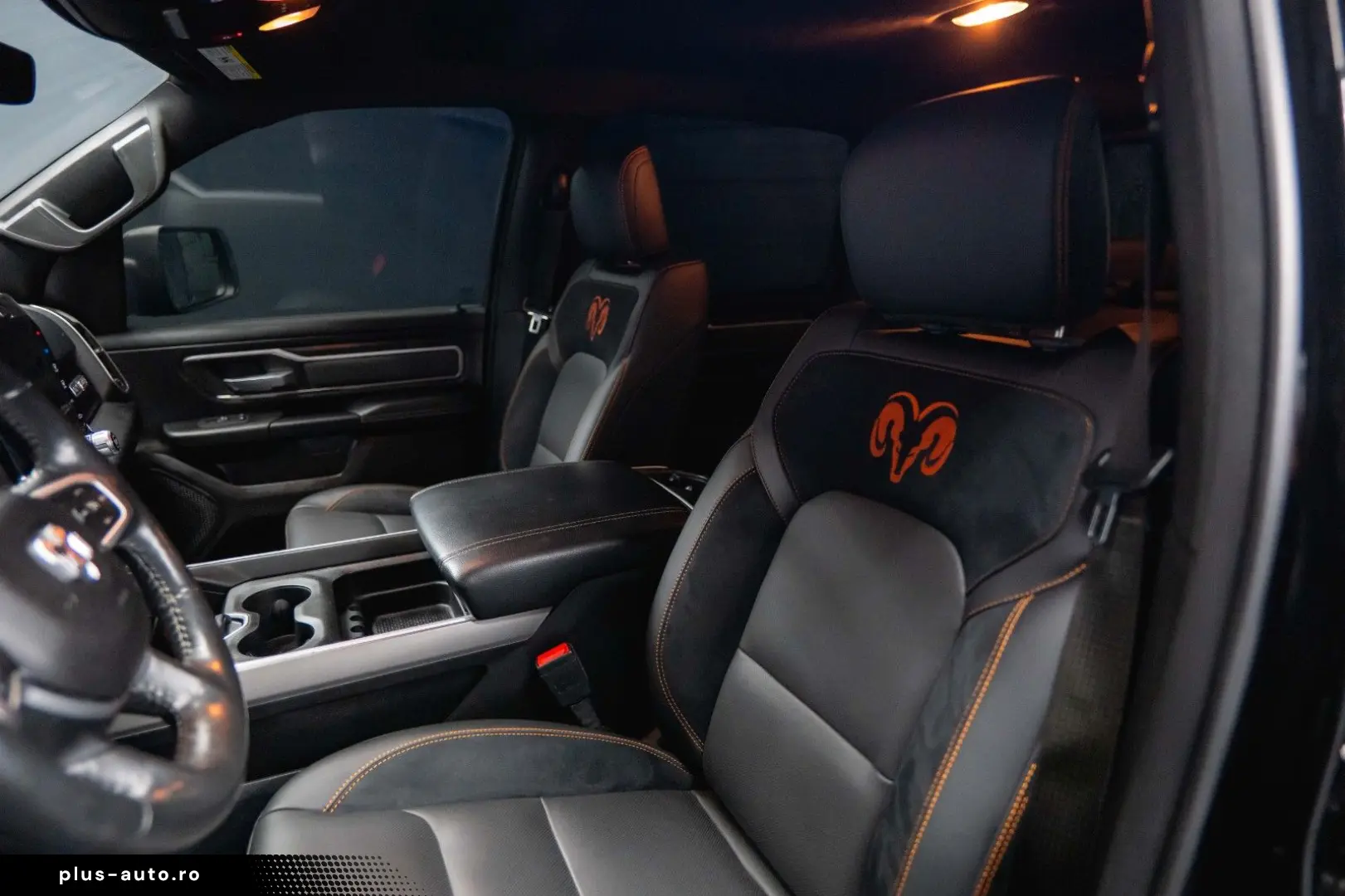 DODGE RAM 5.7 V8 HEMI 4x4 OFFROAD Night Limited 19%