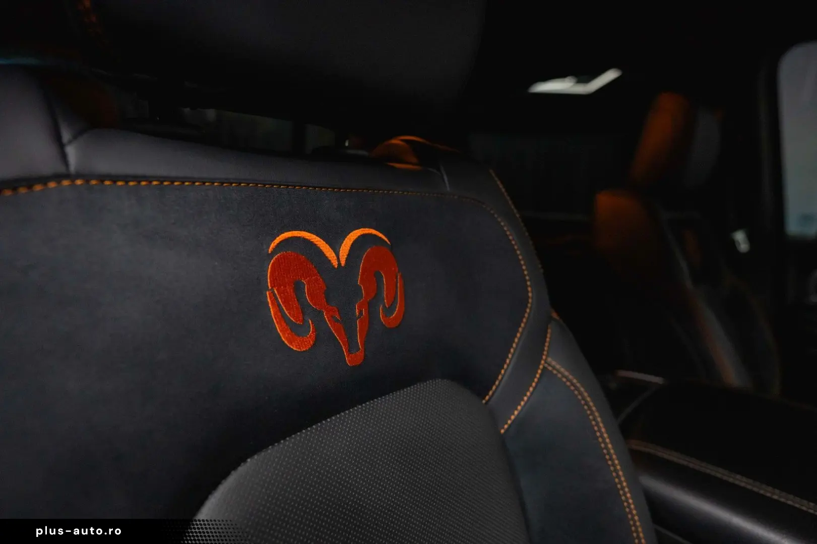 DODGE RAM 5.7 V8 HEMI 4x4 OFFROAD Night Limited 19%