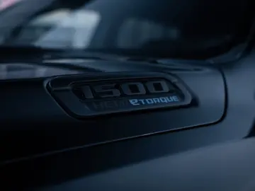 DODGE RAM 5 7 Hemi  4x4  Leder BLIS SHZ  Fernstart