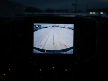 DODGE RAM 5 7 Hemi  4x4  Leder BLIS SHZ  Fernstart