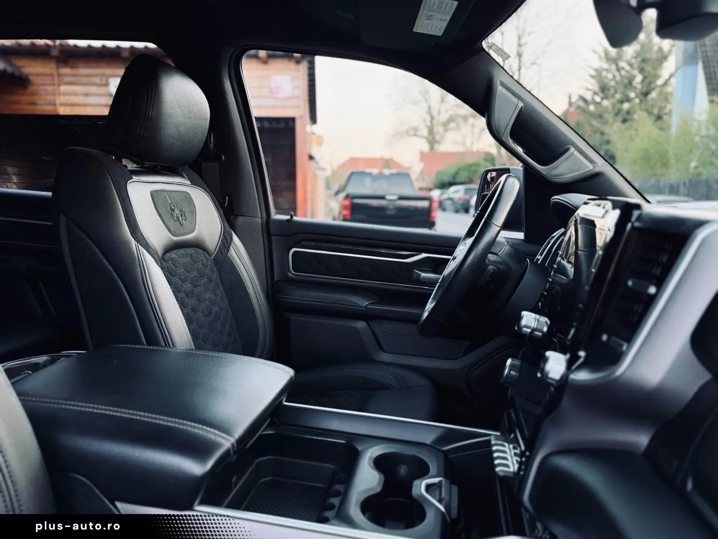 DODGE 12 RADIO SPORT ROLLBAR OFFROAD AHK NAVI GARANTIE