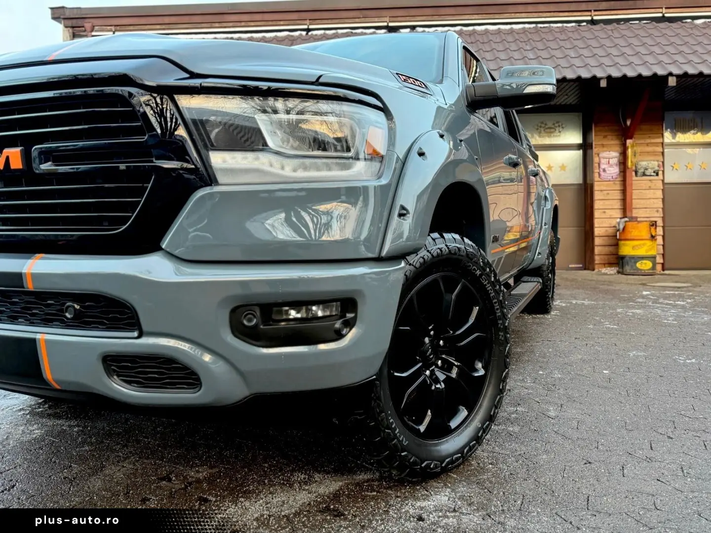 DODGE SPORT 5.7 4X4 AHK NAVI ROLLBAR OFFROAD LIFT LED