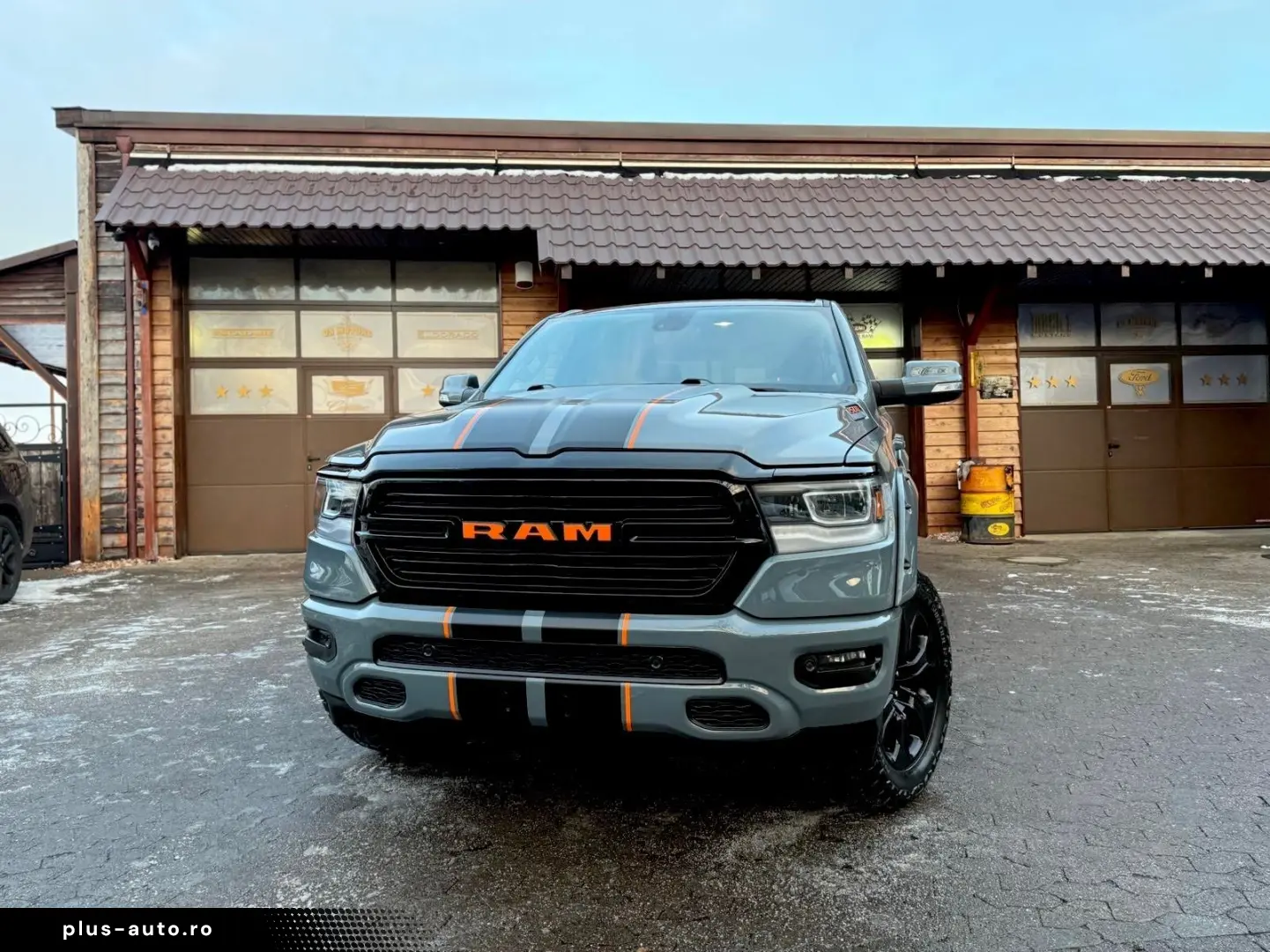 DODGE SPORT 5.7 4X4 AHK NAVI ROLLBAR OFFROAD LIFT LED