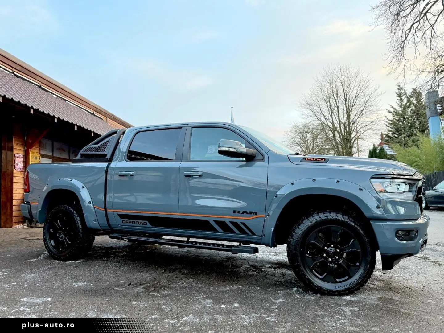 DODGE SPORT 5.7 4X4 AHK NAVI ROLLBAR OFFROAD LIFT LED