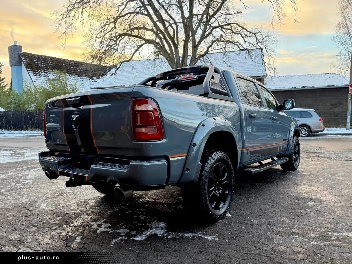 DODGE SPORT 5.7 4X4 AHK NAVI ROLLBAR OFFROAD LIFT LED