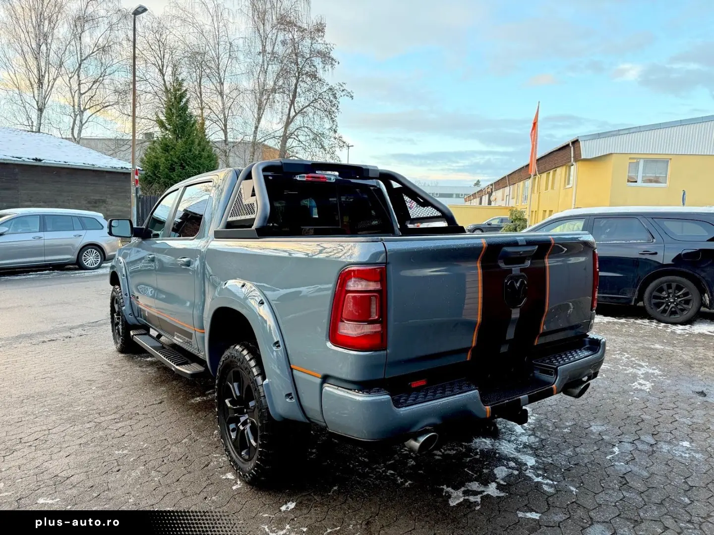 DODGE SPORT 5.7 4X4 AHK NAVI ROLLBAR OFFROAD LIFT LED