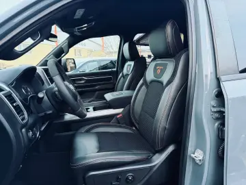 DODGE SPORT 5.7 4X4 AHK NAVI ROLLBAR OFFROAD LIFT LED