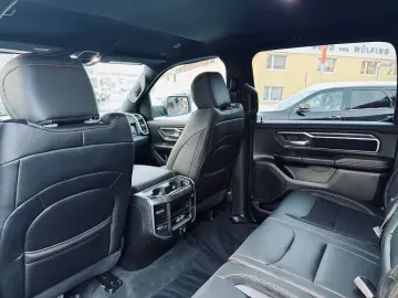 DODGE SPORT 5.7 4X4 AHK NAVI ROLLBAR OFFROAD LIFT LED