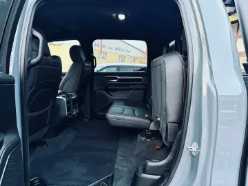 DODGE SPORT 5.7 4X4 AHK NAVI ROLLBAR OFFROAD LIFT LED