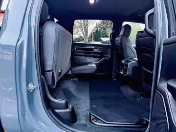 DODGE SPORT 5.7 4X4 AHK NAVI ROLLBAR OFFROAD LIFT LED