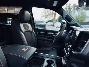 DODGE SPORT 5.7 4X4 AHK NAVI ROLLBAR OFFROAD LIFT LED