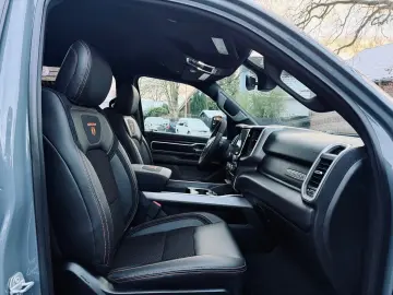 DODGE SPORT 5.7 4X4 AHK NAVI ROLLBAR OFFROAD LIFT LED