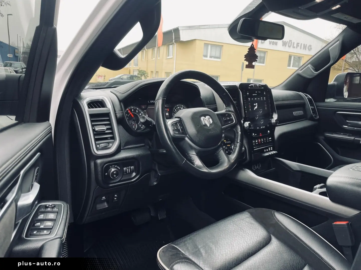 DODGE V8 4X4 OFF-ROAD LARAMIE SPORT LED AHK GARANTE