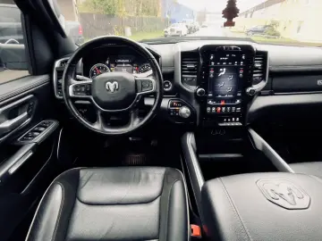 DODGE V8 4X4 OFF-ROAD LARAMIE SPORT LED AHK GARANTE