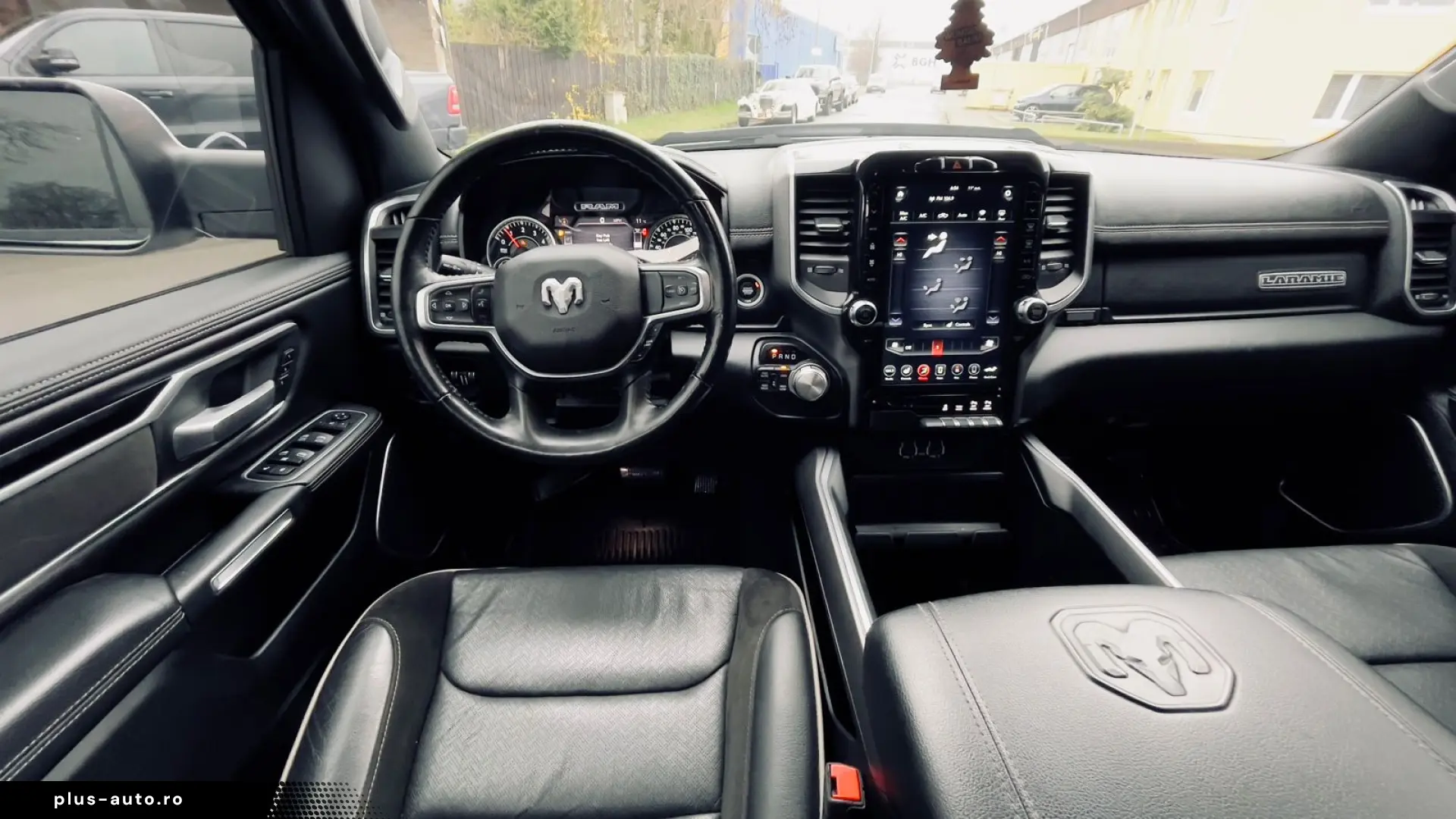 DODGE V8 4X4 OFF-ROAD LARAMIE SPORT LED AHK GARANTE