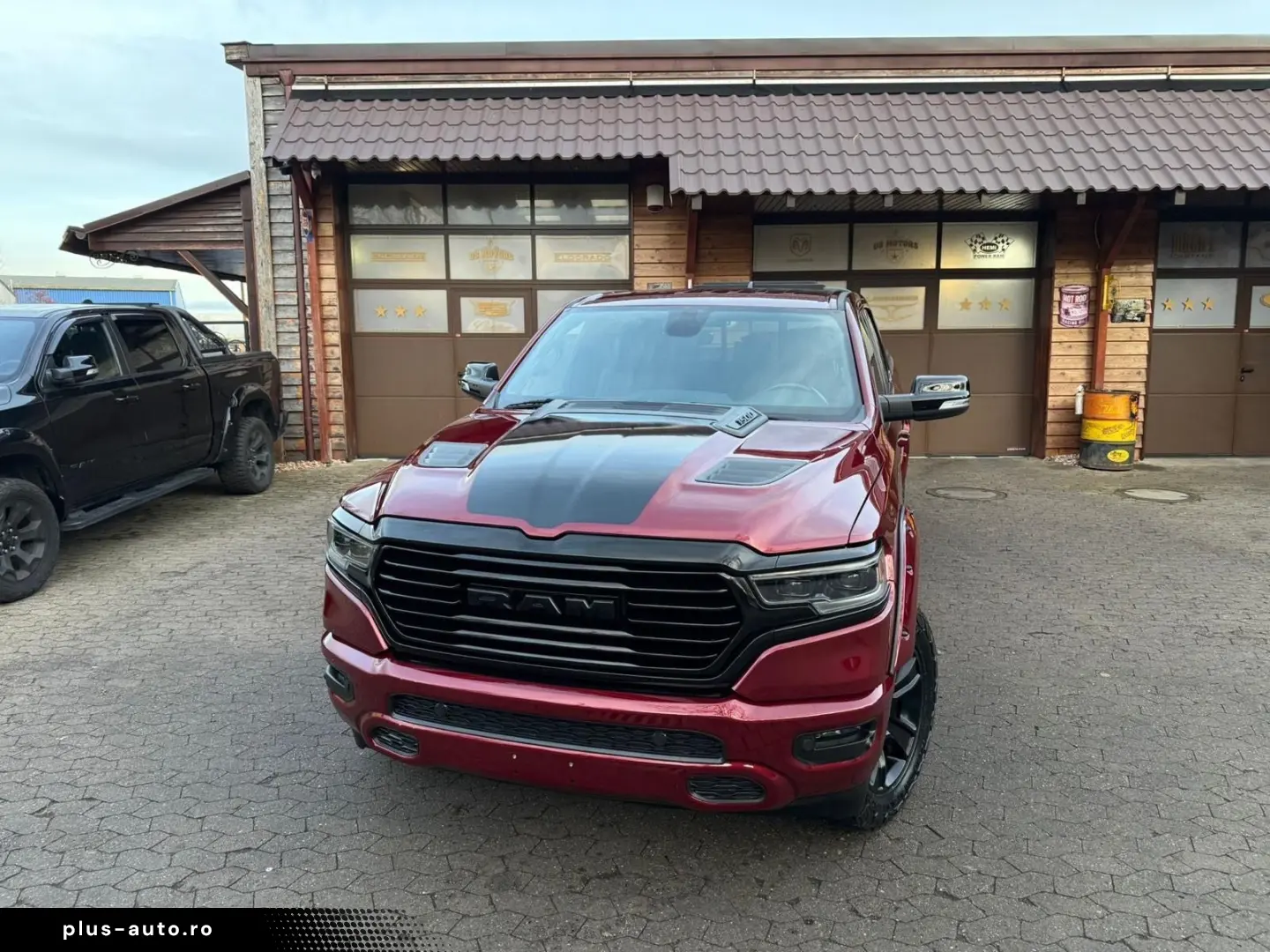 DODGE REBEL LONGBED NAVI AHK ROLLBAR OFFROAD LIFT
