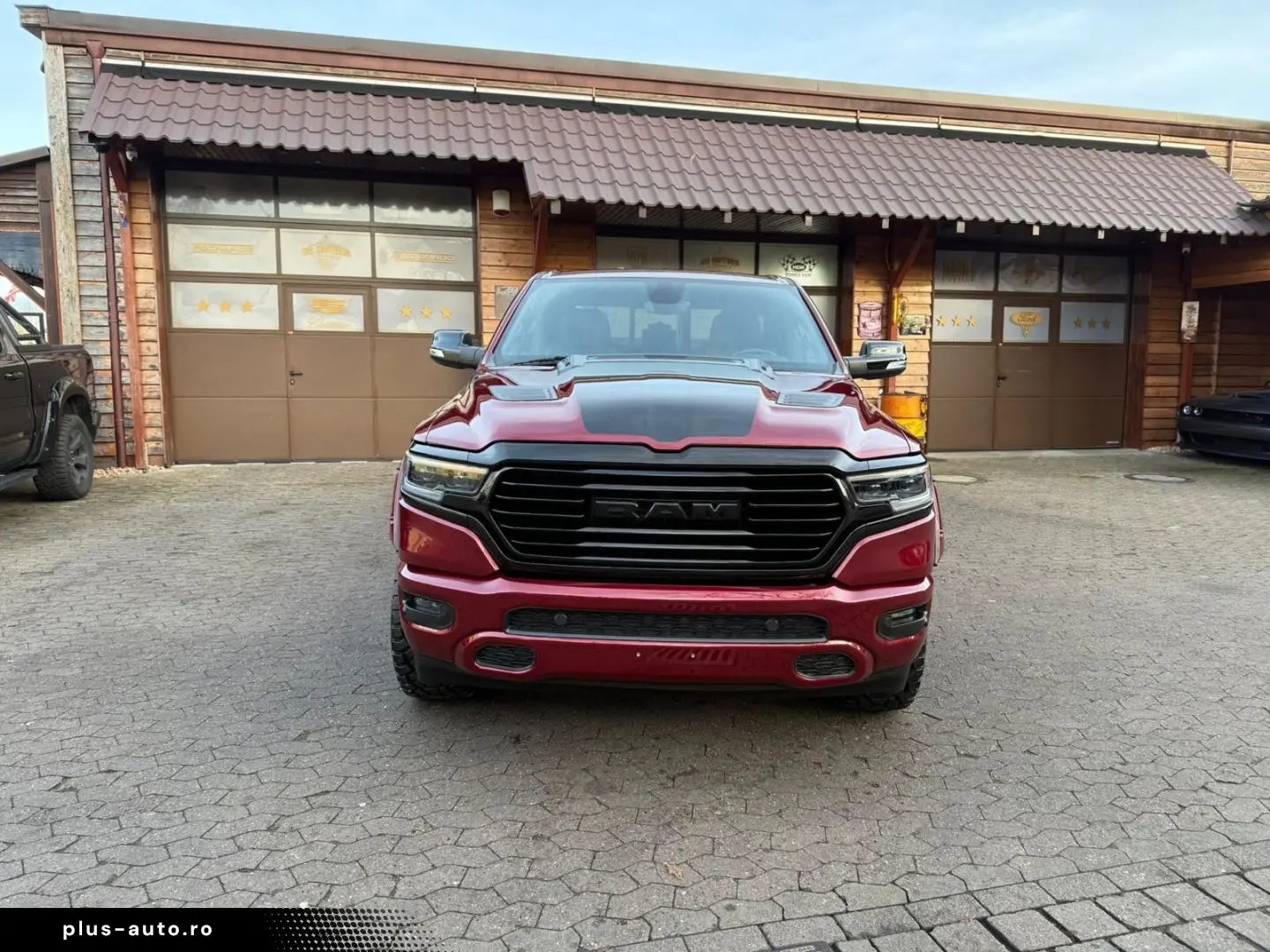 DODGE REBEL LONGBED NAVI AHK ROLLBAR OFFROAD LIFT