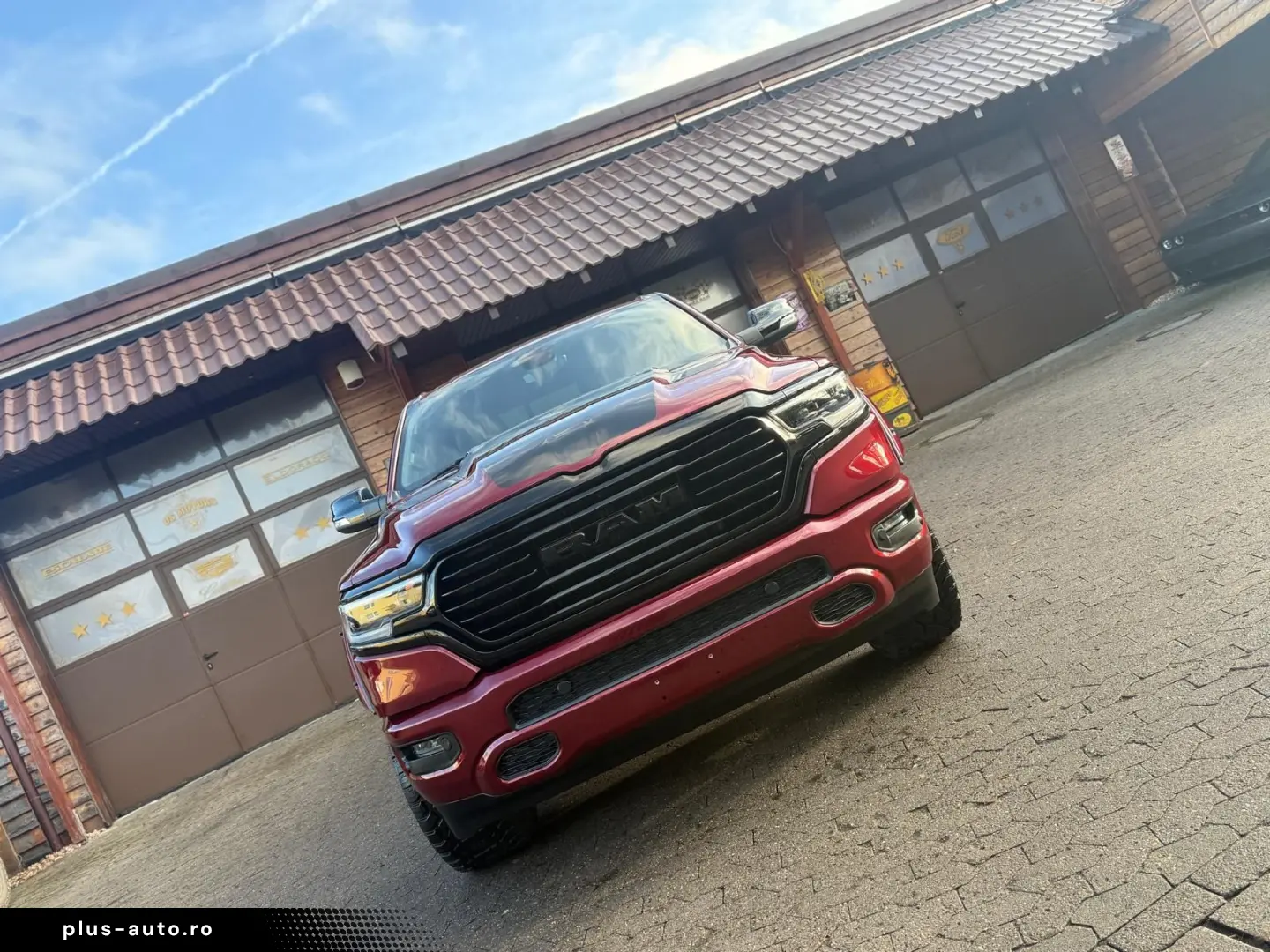 DODGE REBEL LONGBED NAVI AHK ROLLBAR OFFROAD LIFT