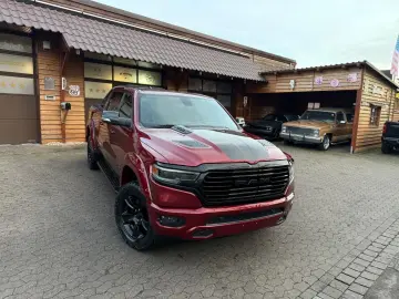 DODGE REBEL LONGBED NAVI AHK ROLLBAR OFFROAD LIFT