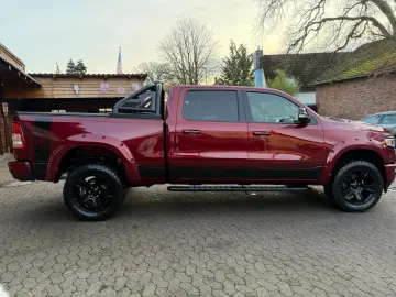 DODGE REBEL LONGBED NAVI AHK ROLLBAR OFFROAD LIFT