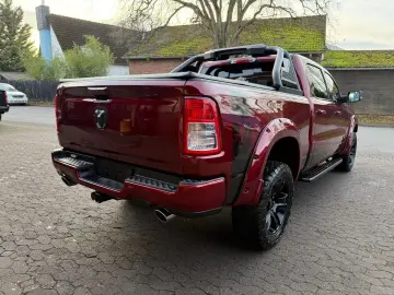 DODGE REBEL LONGBED NAVI AHK ROLLBAR OFFROAD LIFT