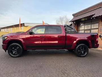 DODGE REBEL LONGBED NAVI AHK ROLLBAR OFFROAD LIFT