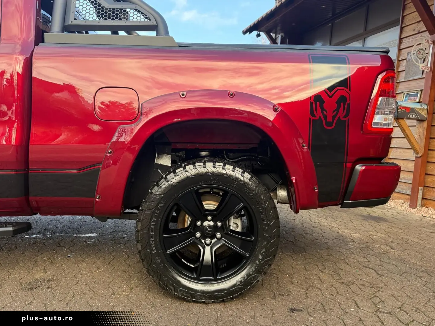 DODGE REBEL LONGBED NAVI AHK ROLLBAR OFFROAD LIFT